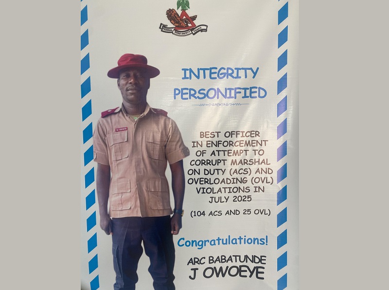 Frsc Rewards Osun Officer For Rejecting Bribes 104 Times In July