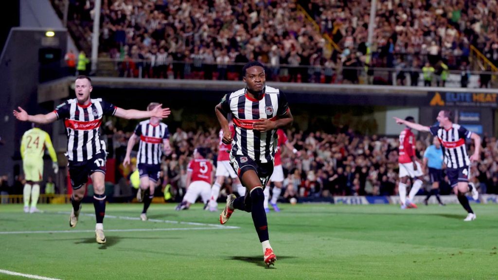 Grimsby Town 1