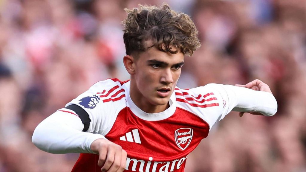 Rooney Forecasts ‘Massive Future’ For Arsenal Teen Sensation Dowman