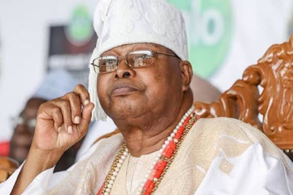 Oba Sikiru Adetona At 90