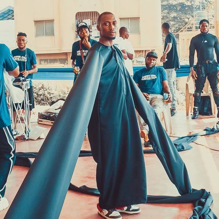 Nigerian Fashion Designer Breaks World Record With 50-Metre Sleeves