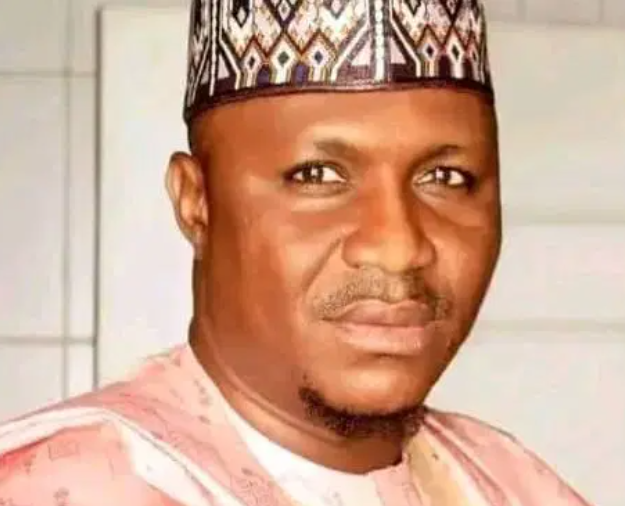 Sokoto Senator Empowers 3,000 Women Constituents