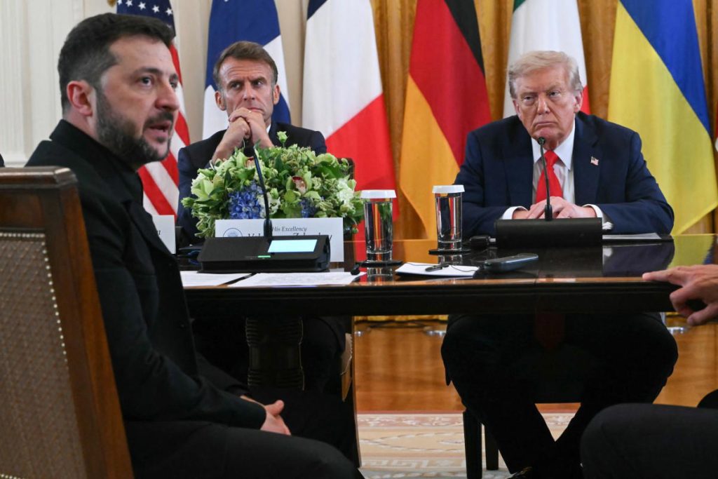 Zelensky Gifts Trump Golf Club Of Ukraine War Veteran
