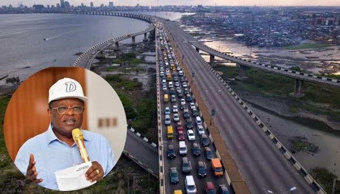 Umahi Clarifies Report On Third Mainland, Carter Bridges