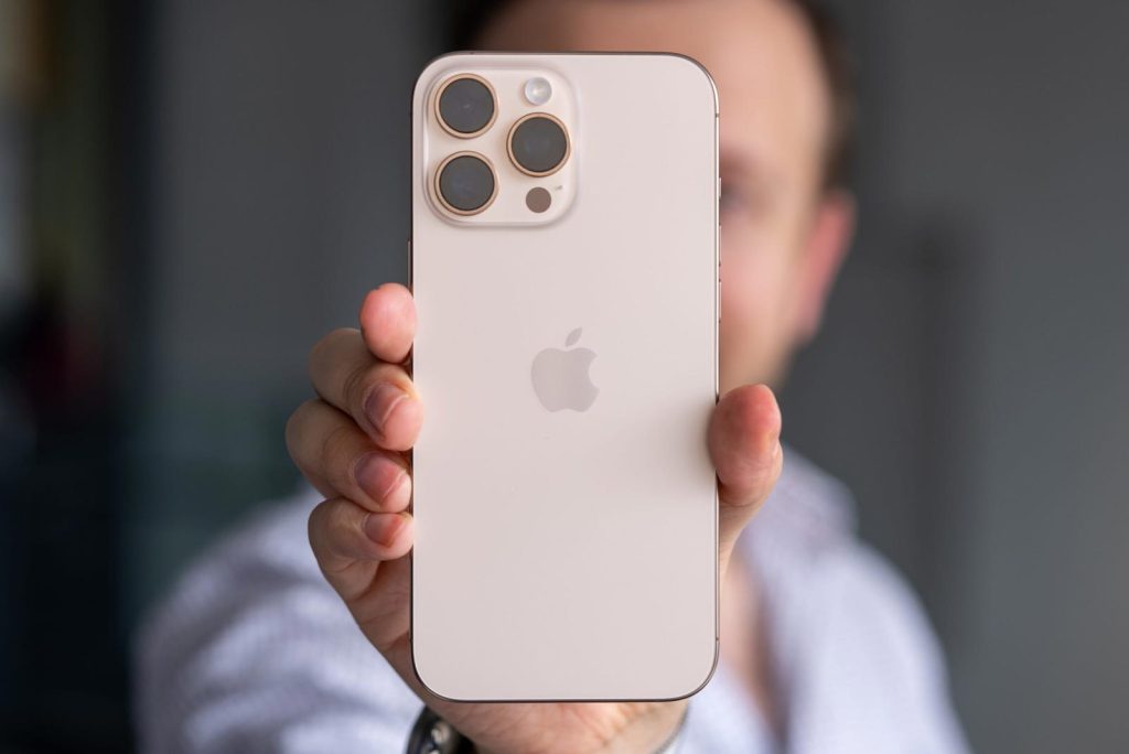Top 5 Phones Best For Gaming In 2025