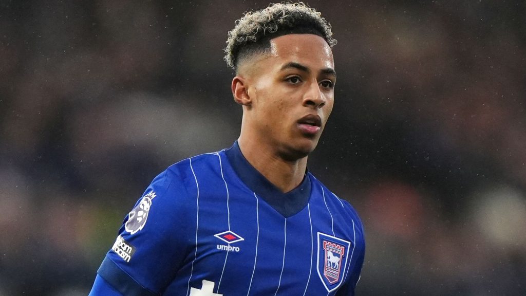 Skysports Omari Hutchinson 6991069