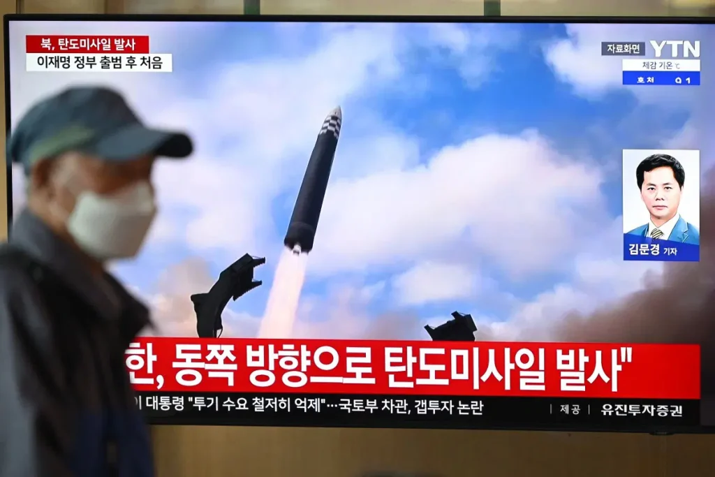 Afp 20251022 79Km7Zq V2 Midres Topshotskoreankoreamissile 1761125342