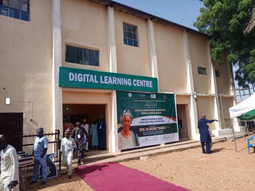 Hurriyah Dauda Lawal Inaugurates E- Learning Library In Zamfara