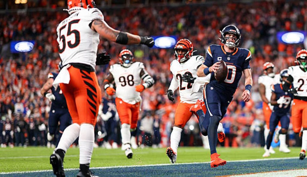 Denver Colorado Bo Nix Of The Denver Broncos Runs With The Ball For A Touchdown During The