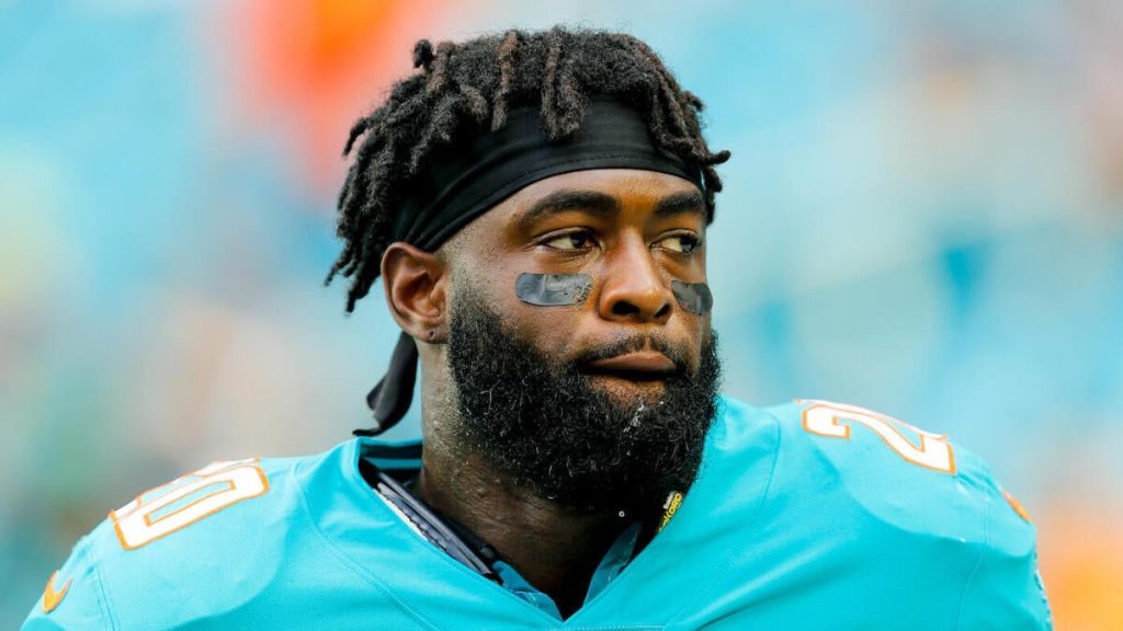 Ex-Dolphins Db Reshad Jones, Victim Of Grand Theft Scheme By Financial Advisor, Receives $9.5M In Settlement