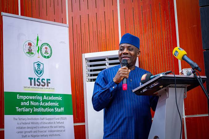 Fg Concerned As 24 Million Pupils Drop Out Before Reaching Senior Secondary School