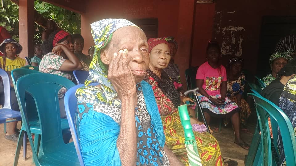 Anambra Decides: 96-Year-Old Woman Weeps After Being Told She Can’T Vote