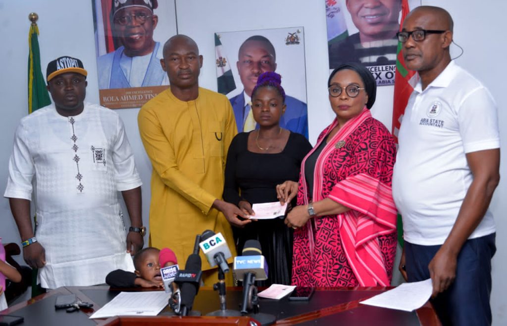 Abia Government Pays Over N20M Compensation To Collapsed Billboard Victims