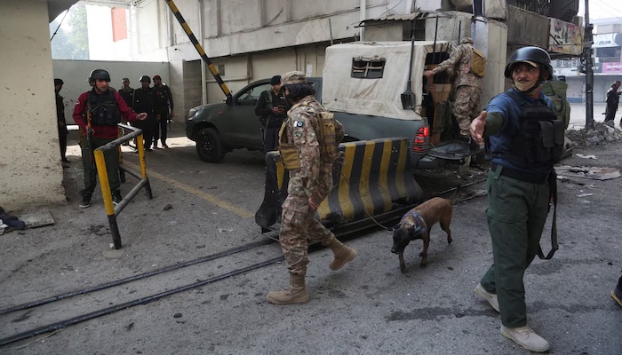 Suicide Bombers Attack Pakistani Paramilitary Headquarters Killing Three Officers And Injuring Five