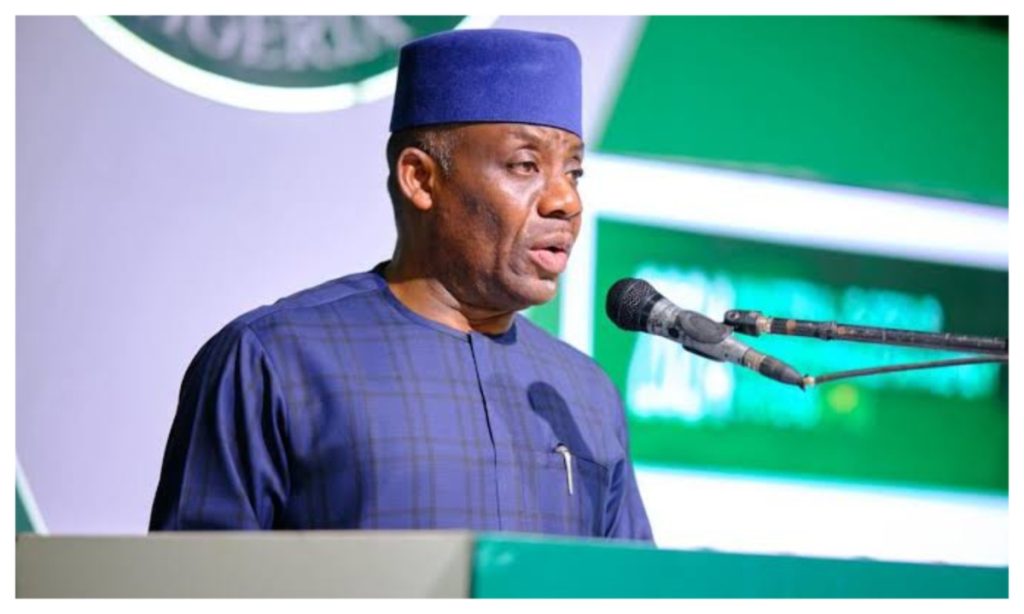 Tunji Alausa 1 Tunji Alausa 1