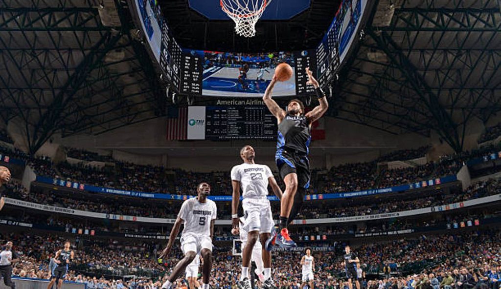 Dallas Tx P J Washington Of The Dallas Mavericks Drives To The Basket During The Game Against Dallas Tx P J Washington Of The Dallas Mavericks Drives To The Basket During The Game Against