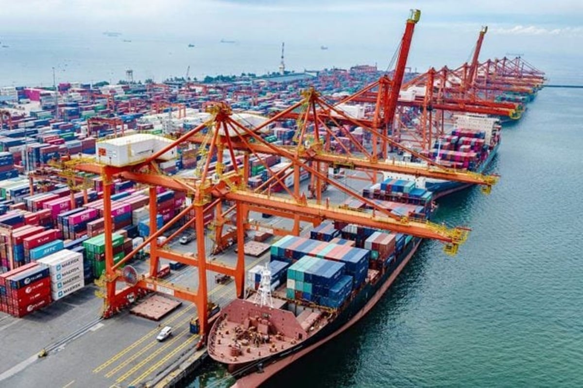 Port Ship Container 1 640X427 1 1