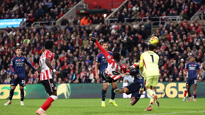 Arsenal Slip Into Late Draw Against Sunderland; Lose Winning, Clean Sheet Runs