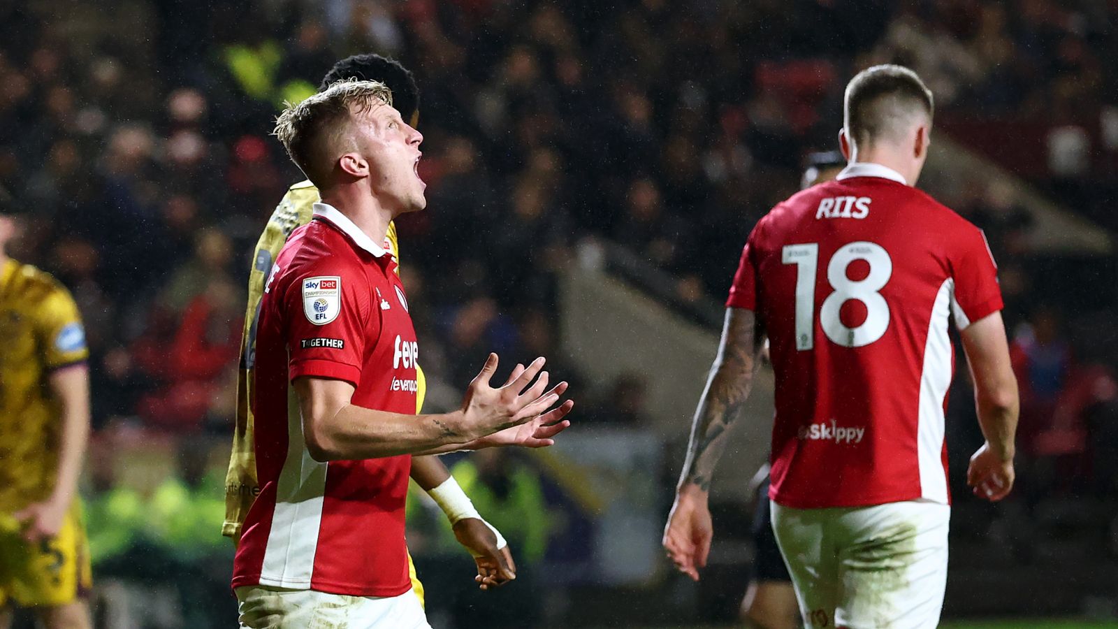 Skysports Bristol City Ross Mccrorie 7074605