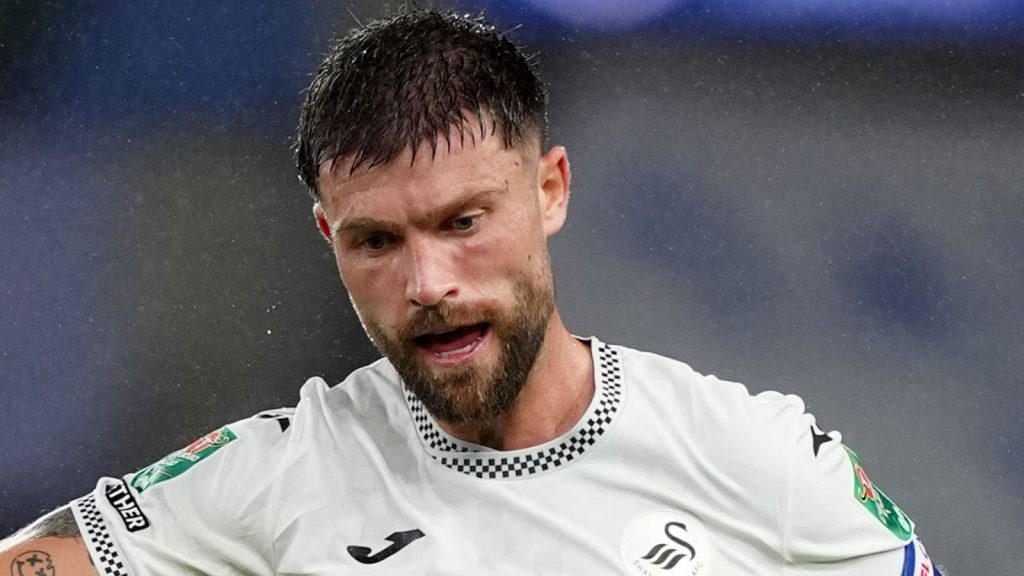 Skysports Cameron Burgess Swansea 7075957 Swansea City 1-4 Ipswich Town: Former Player Cameron Burgess Scores Two Own Goals In Tractor Boys Win