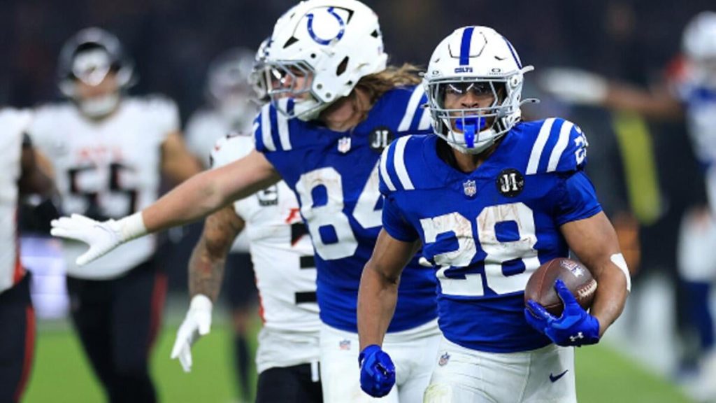 Colts Rb Jonathan Taylor 2,000-Yard Season After Dominating Falcons In Berlin