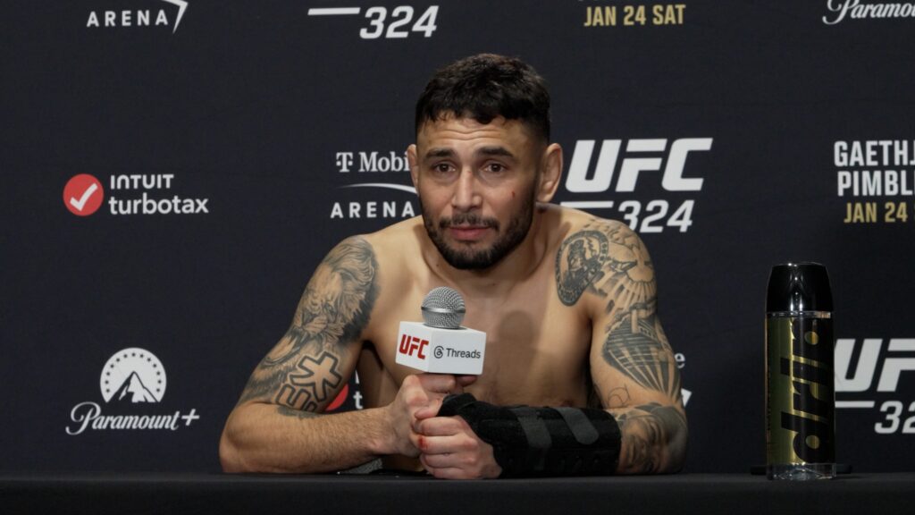 88343684007 Alex Perez Mxf 17 12 46 28 Still 001 88343684007 Alex Perez Mxf 17 12 46 28 Still 001