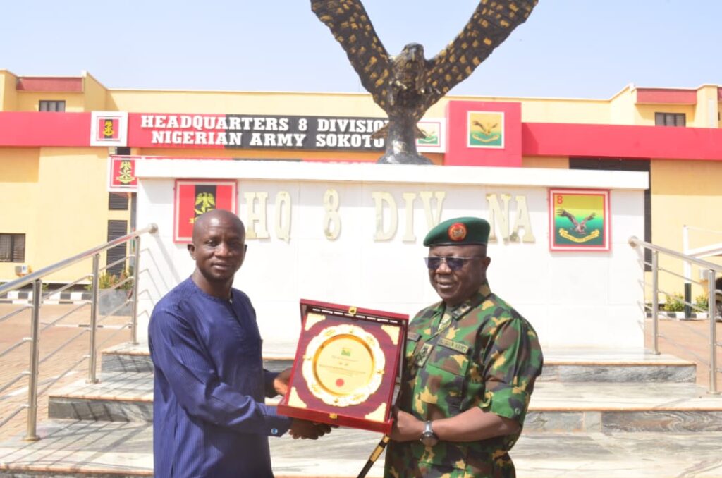 1001347186 1001347186