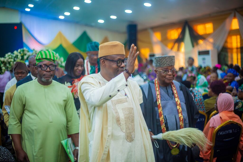 1001465813 1001465813