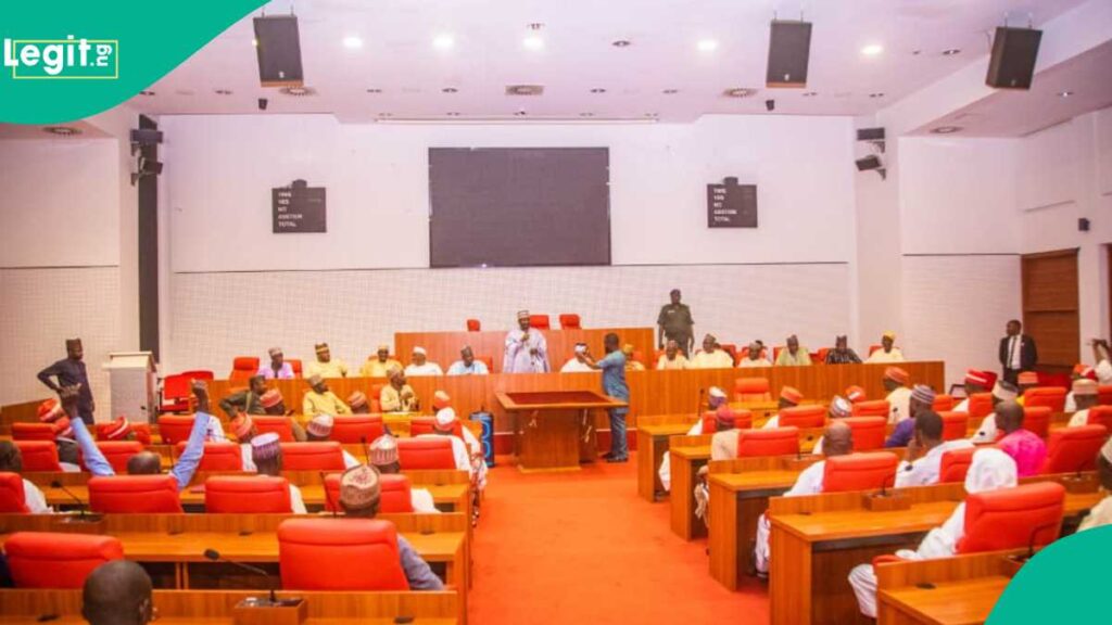 7455e3c2e8e8eb90 7455e3c2e8e8eb90