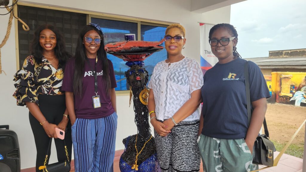 Aminat Olajide Aminat Olajide