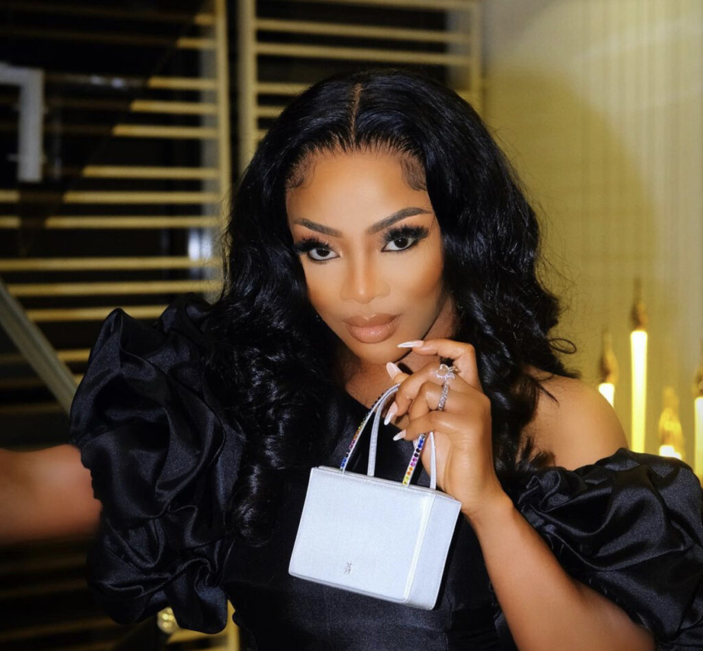 FED0EC33 28C4 44E8 B4C7 FE356797FE6D FED0EC33 28C4 44E8 B4C7 FE356797FE6D