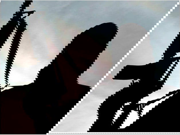 GUNMEN 2 1 GUNMEN 2 1