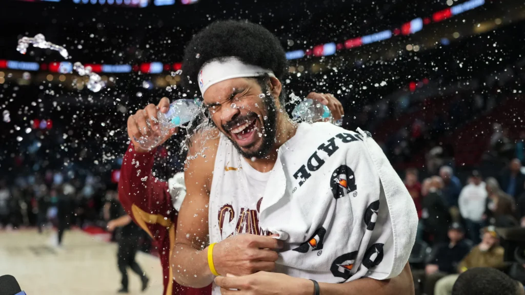 GettyImages 2259501065 1 cropped processed by imagy scaled 1 GettyImages 2259501065 1 cropped processed by imagy scaled 1