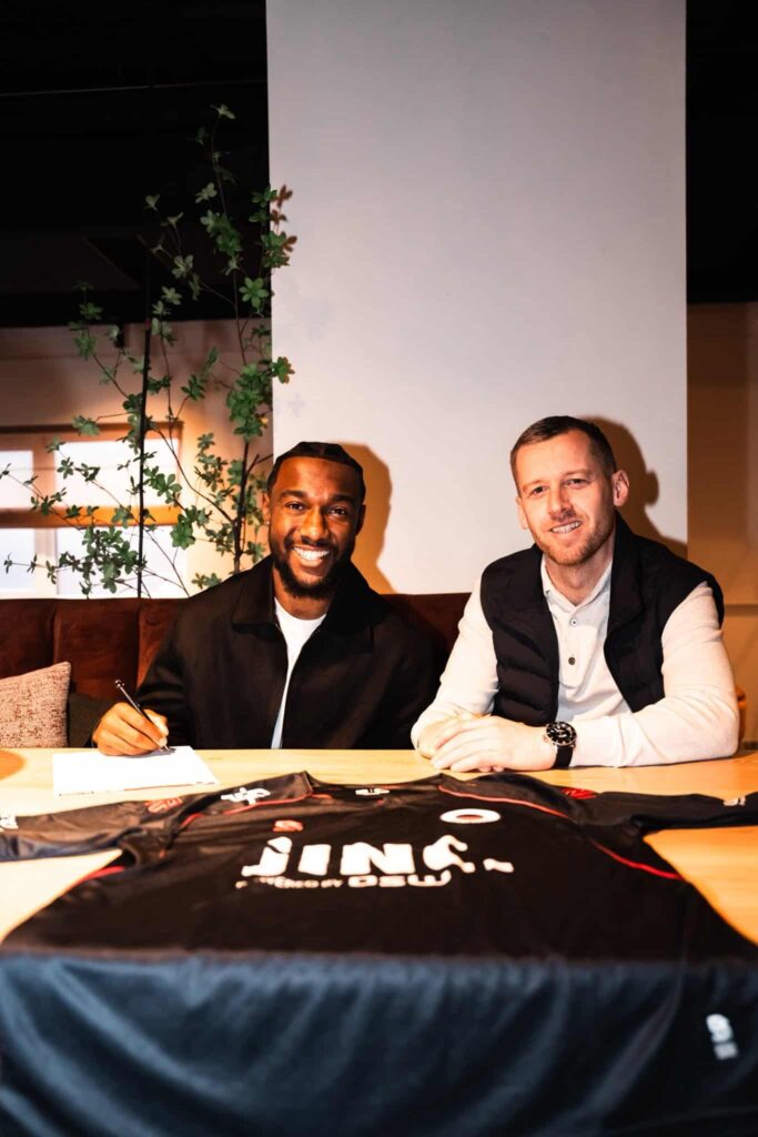 Hamdi Akujobi 1 Hamdi Akujobi 1