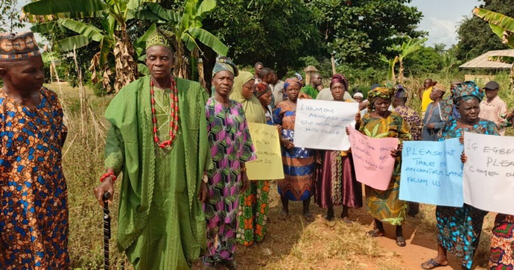 The protesting members of Ogun communities 1200x630 1 The protesting members of Ogun communities 1200x630 1
