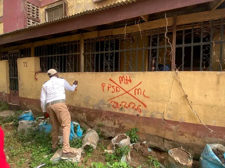 1000096326 1000096326