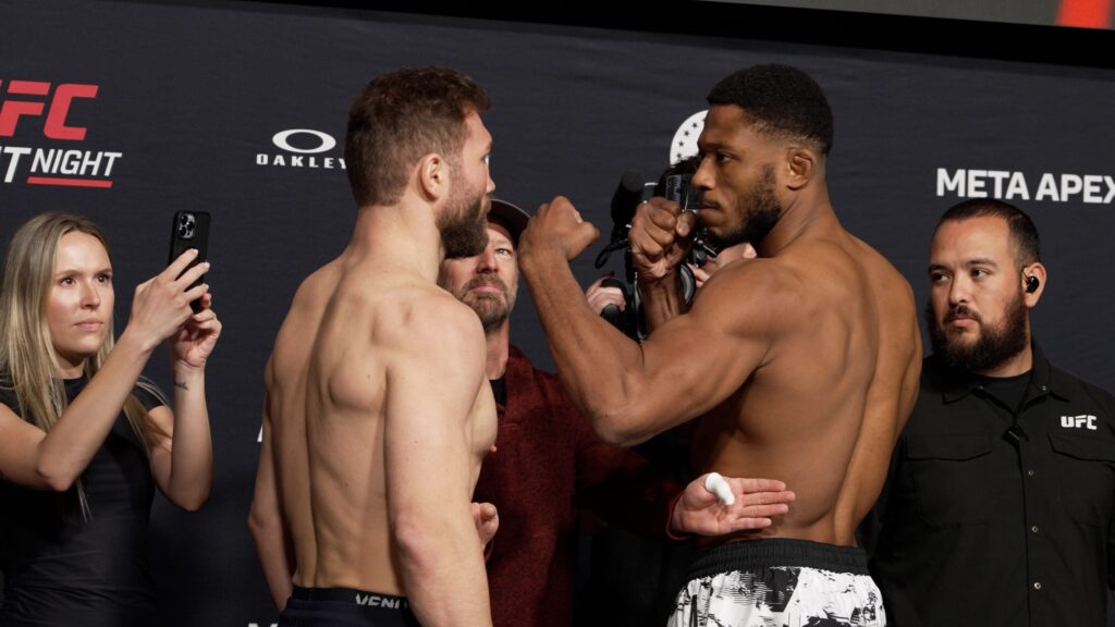 89140107007 Faceoffs Mxf 14 04 08 02 Still 012 89140107007 Faceoffs Mxf 14 04 08 02 Still 012