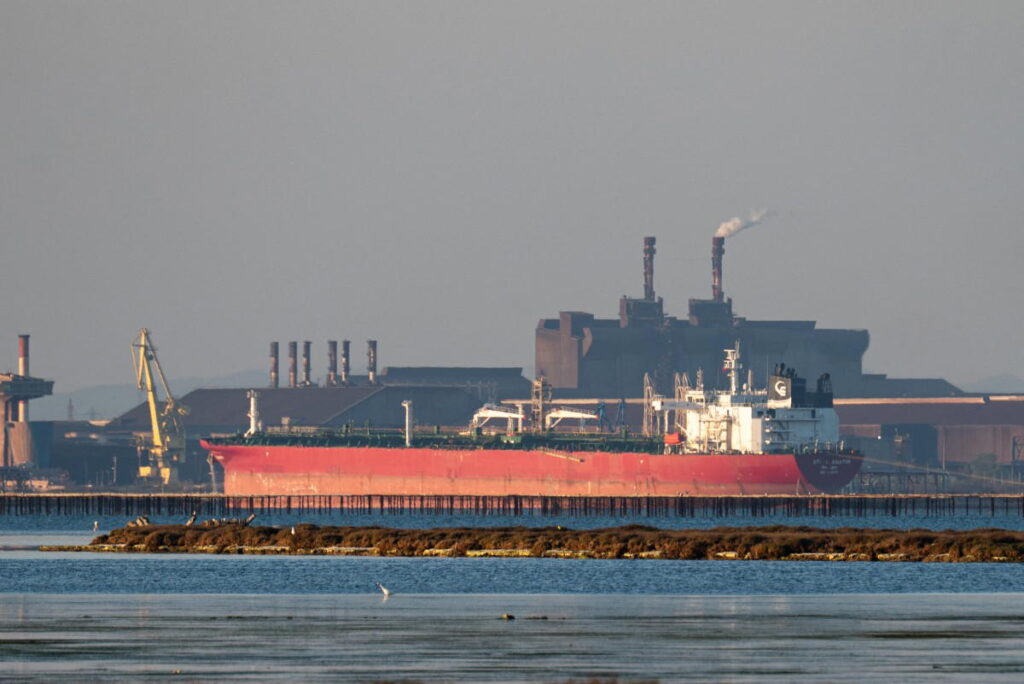 Afp 20260320 A4646Nq V1 Midres Franceiranusisraelenergyoilwar Afp 20260320 A4646Nq V1 Midres Franceiranusisraelenergyoilwar