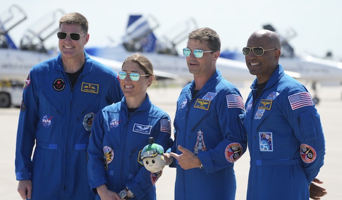 Nasa Artemis Ii Crew Arrives In Florida Ahead Of Historic Moon Mission Nasa Artemis Ii Crew Arrives In Florida Ahead Of Historic Moon Mission