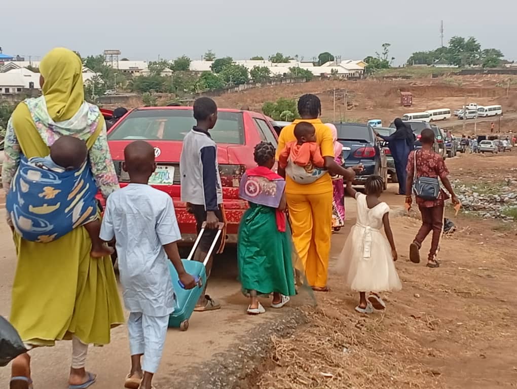 A431Ccb4 60A0 40B6 8693 A20A994Cc624 A431Ccb4 60A0 40B6 8693 A20A994Cc624