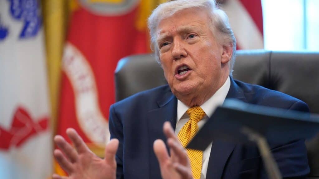 Donald Trump 1 Donald Trump 1